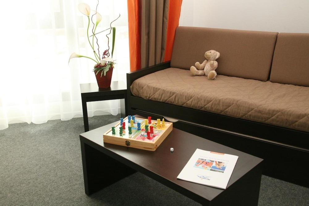 Nemea Appart Hotel Home Suite Nancy Centre Εξωτερικό φωτογραφία