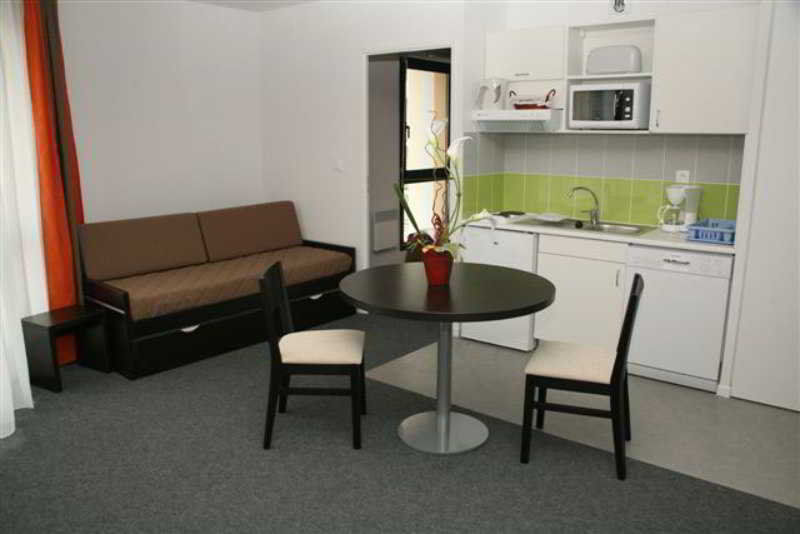 Nemea Appart Hotel Home Suite Nancy Centre Εξωτερικό φωτογραφία